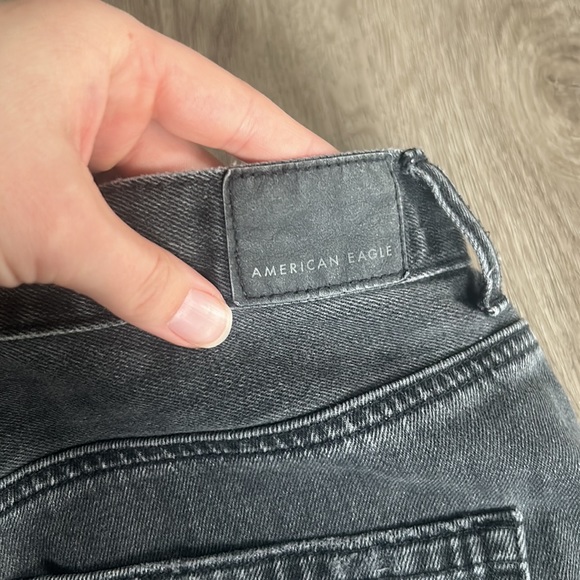 American Eagle Mom Jeans - Picture 4 of 7